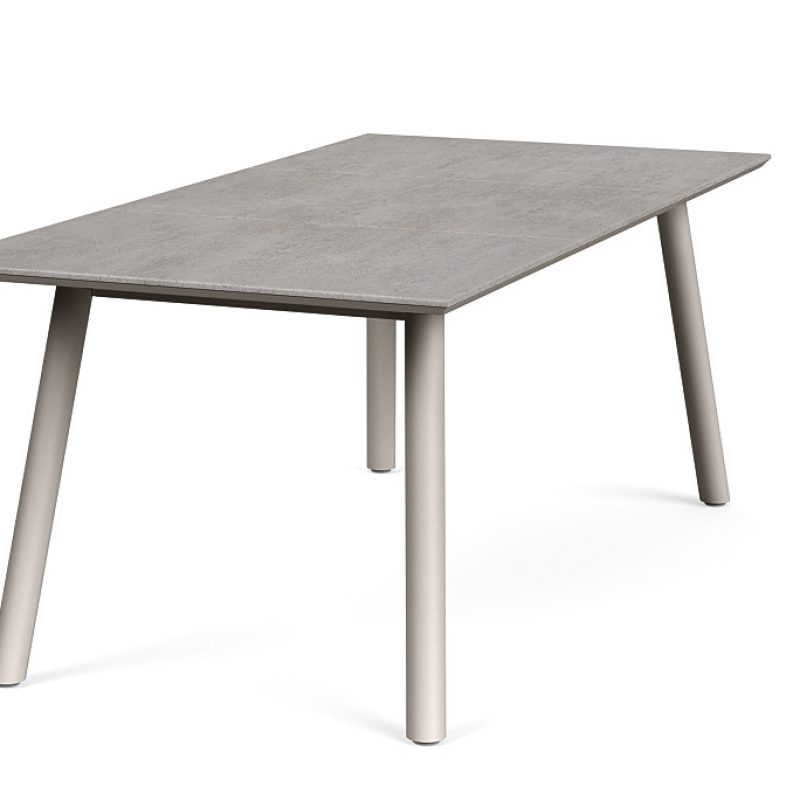 oscar-dining-table-sideview